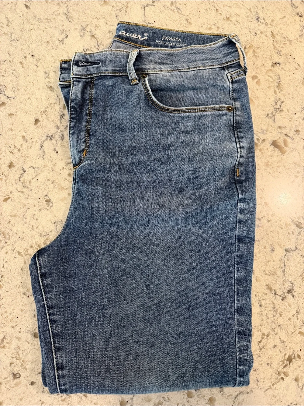 Eddie Bauer Women's Blue Cropped Ankle Jeans